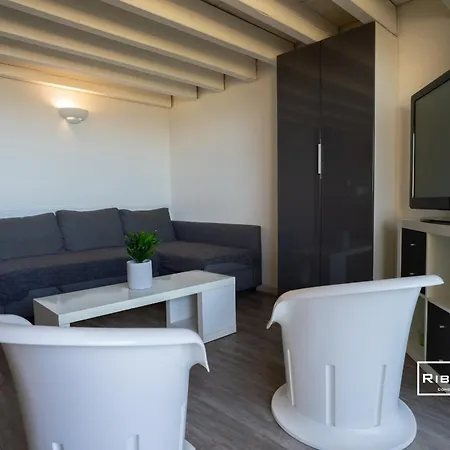 Riboleys T2 Mit Pool Direkt Am Klim *