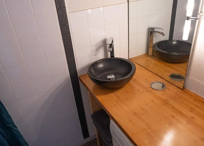 Apartmán Riboleys - T2 Climatise Avec Piscine Face A La Vias