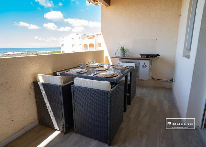 Riboleys - T2 Climatise Avec Piscine Face A La *