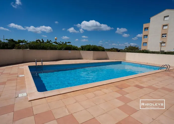 Riboleys - T2 Climatise Avec Piscine Face A La Apartmán *